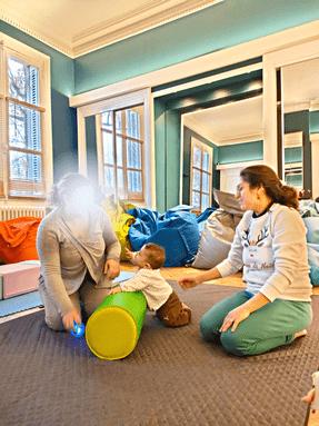 Centre Serbie - baby gym lyon 6 bébé en mouvement